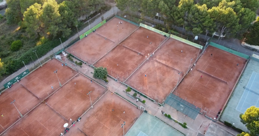 Beneficios del tenis: por qué es uno de los deportes más completos