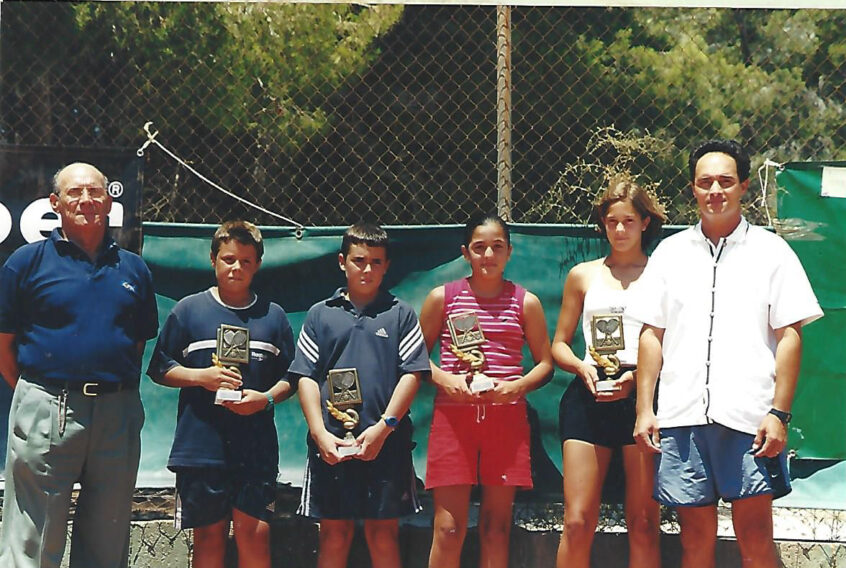 Torneos tenis niños: cómo preparar a tu hijo para competir y disfrutar